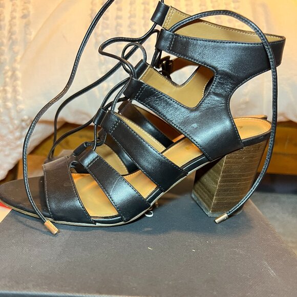 Coach Larissa Semi Matte Calf Black Leather Sandal Heel, Sz 8 - Picture 1 of 5